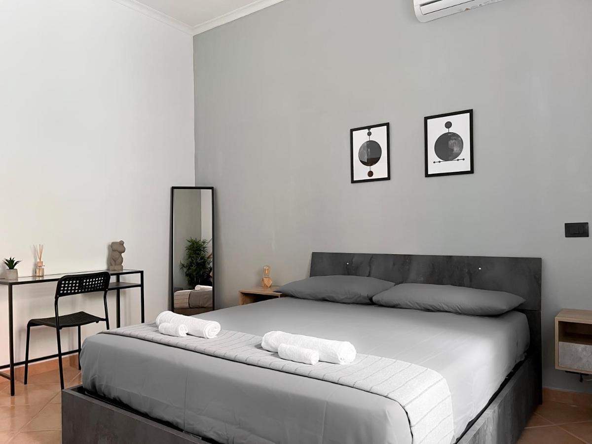 Nea Apartamento *